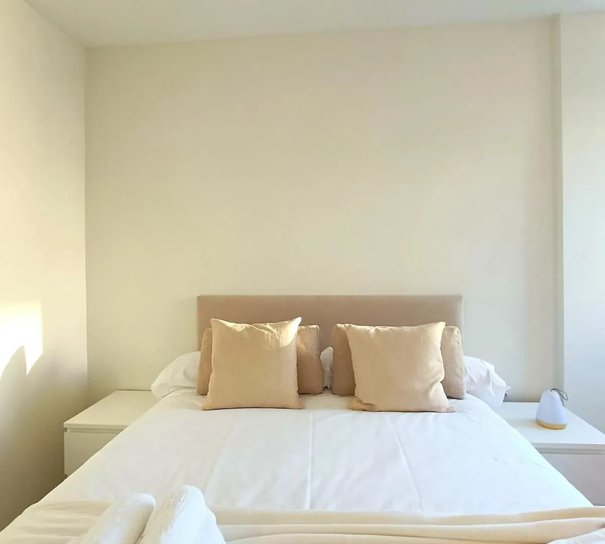 Atenas Suite, 2 Hab, Terraza, Piscina Y Playa A 3 Min Almeria 0*,  Spain